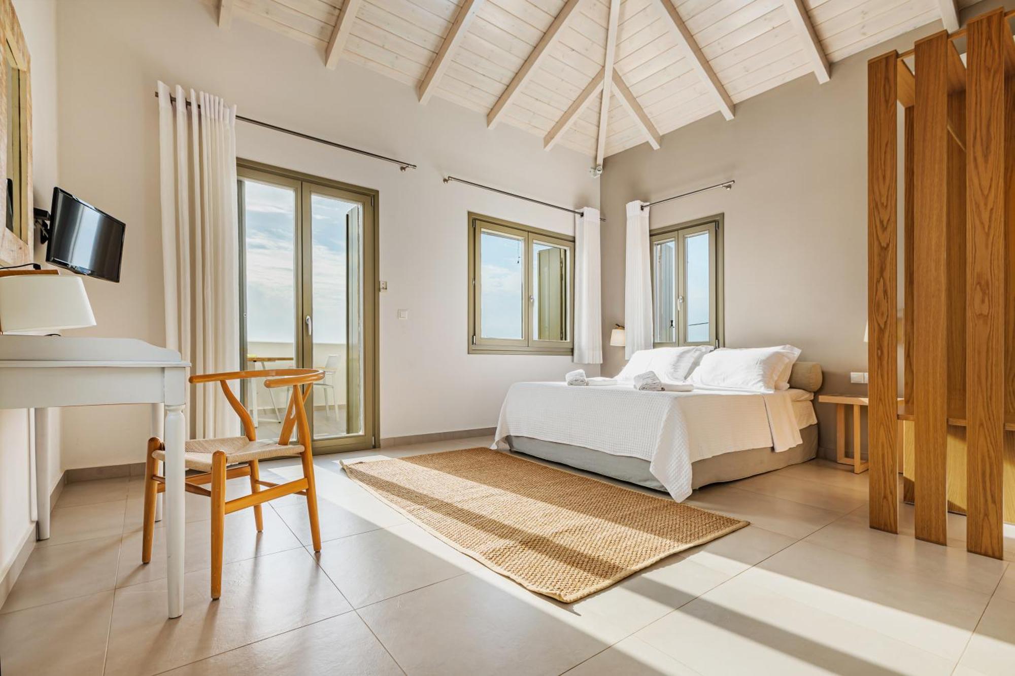 Callisto Seaside Homes & Suites Marathopoli Bagian luar foto