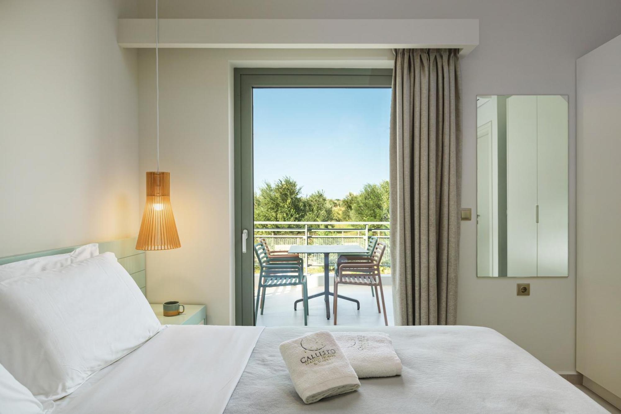 Callisto Seaside Homes & Suites Marathopoli Bagian luar foto