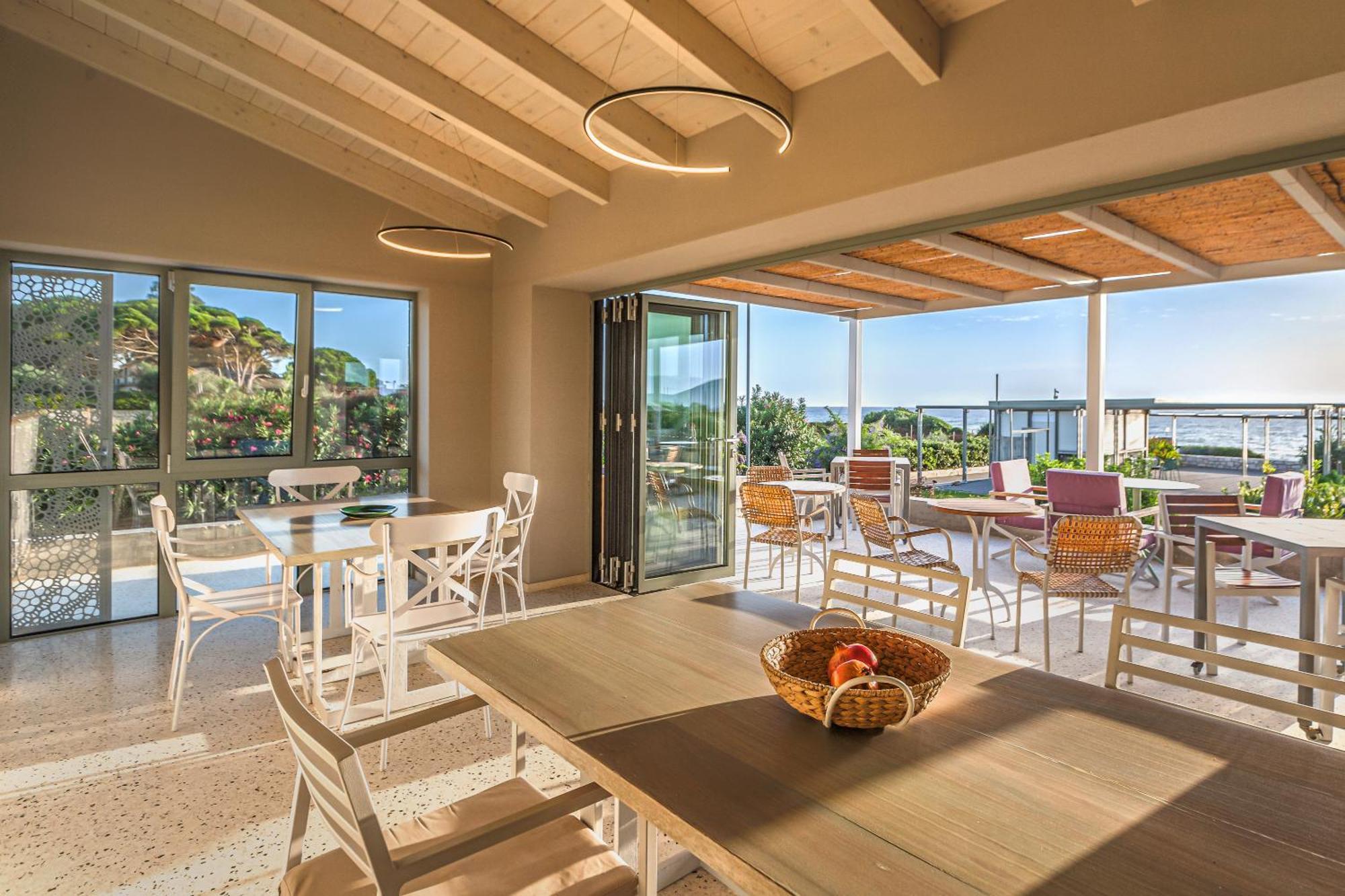 Callisto Seaside Homes & Suites Marathopoli Bagian luar foto