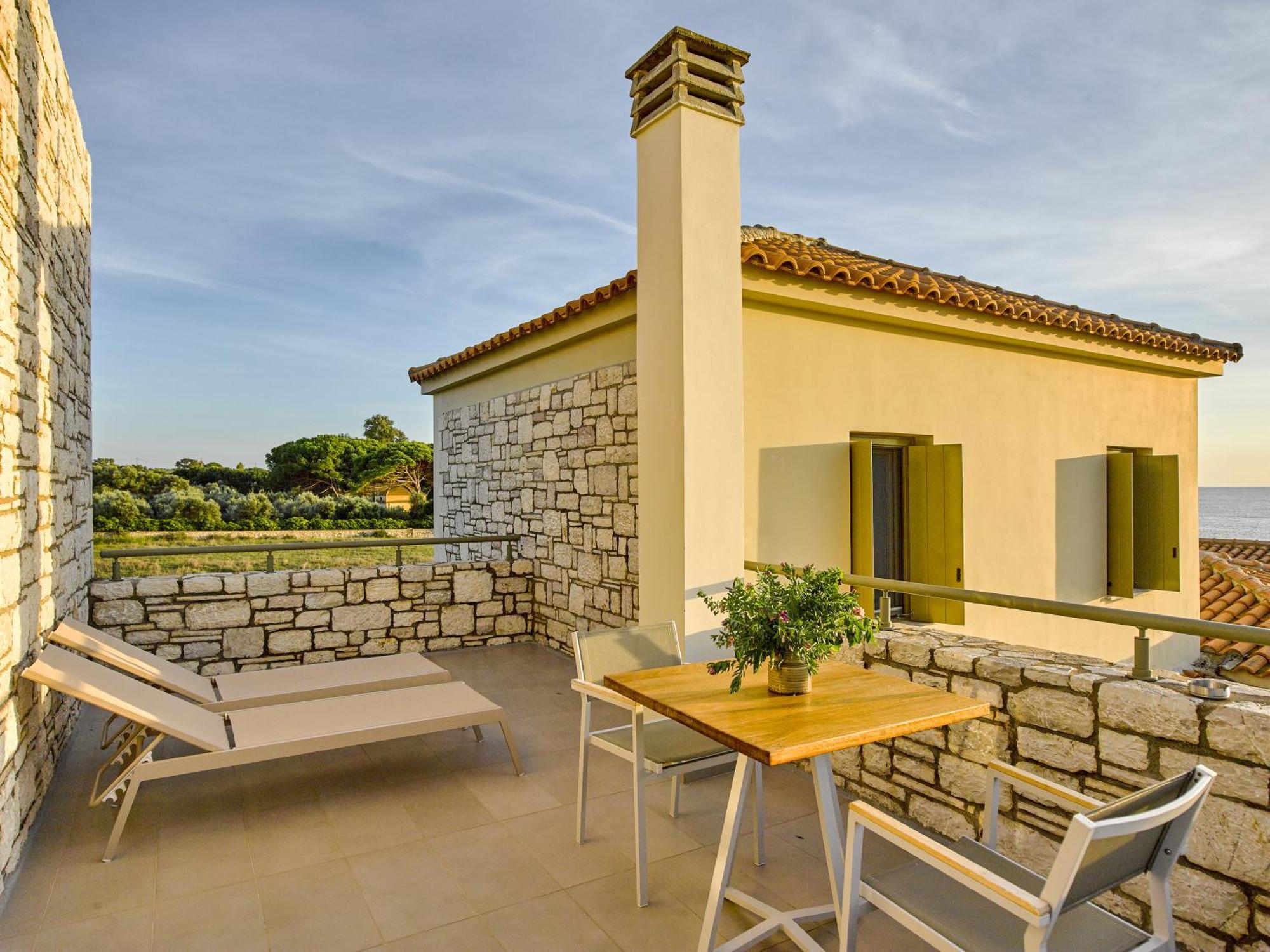 Callisto Seaside Homes & Suites Marathopoli Bagian luar foto