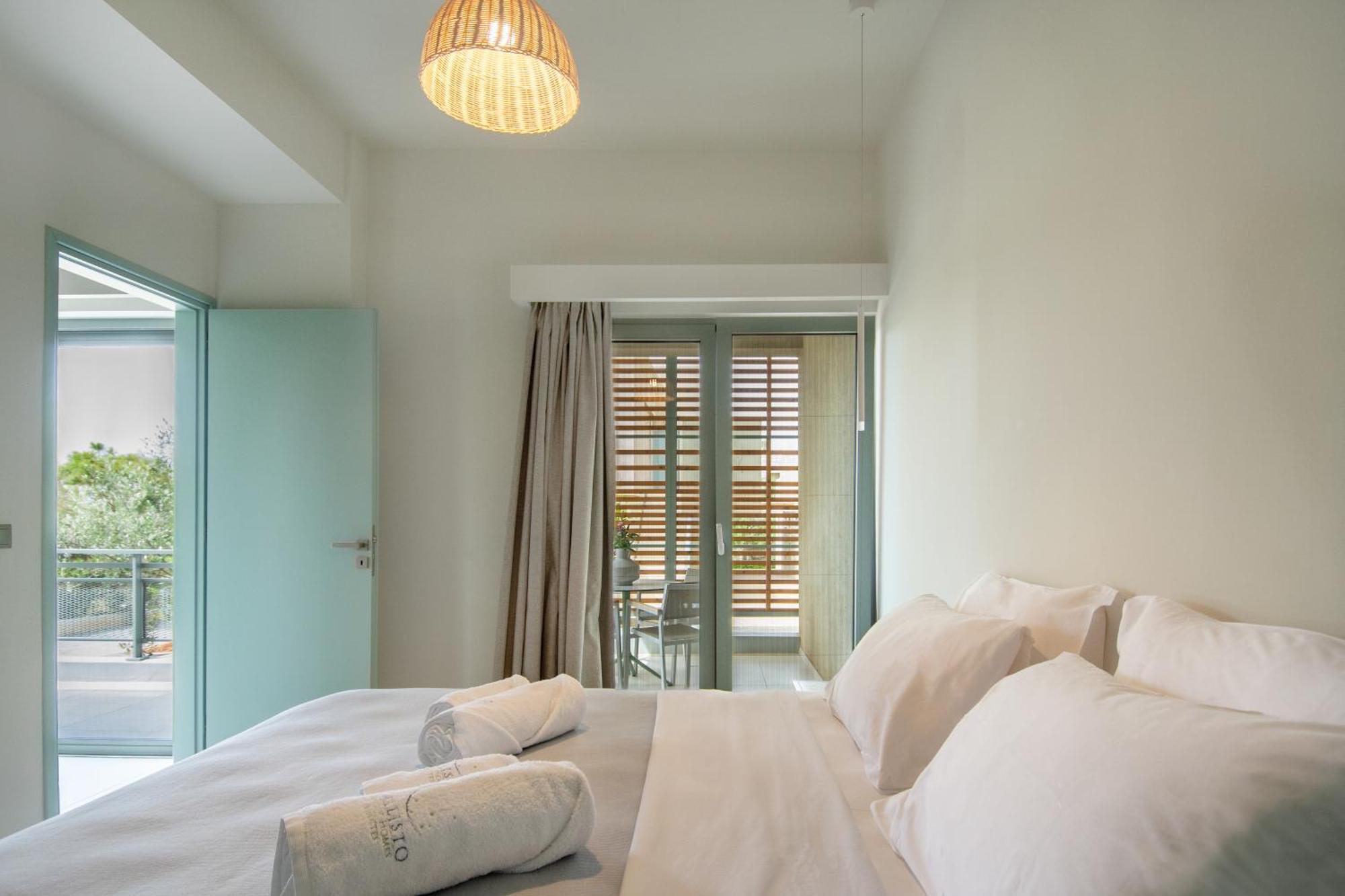 Callisto Seaside Homes & Suites Marathopoli Bagian luar foto